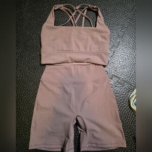 Mauve Cross-Back Sports Bra & High-Waisted Bike Short Buff Bunny